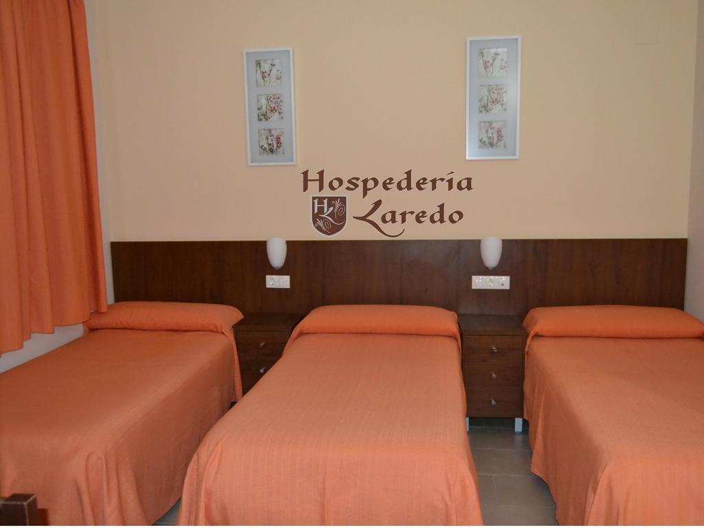 Hotel Hospederia Laredo La Carlota Exterior foto